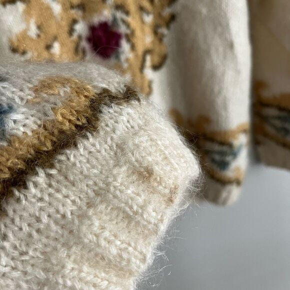 Vintage Express Le Internationale Mohair Cardigan Baroque Floral Knit Fits M-L - Picture 9 of 12